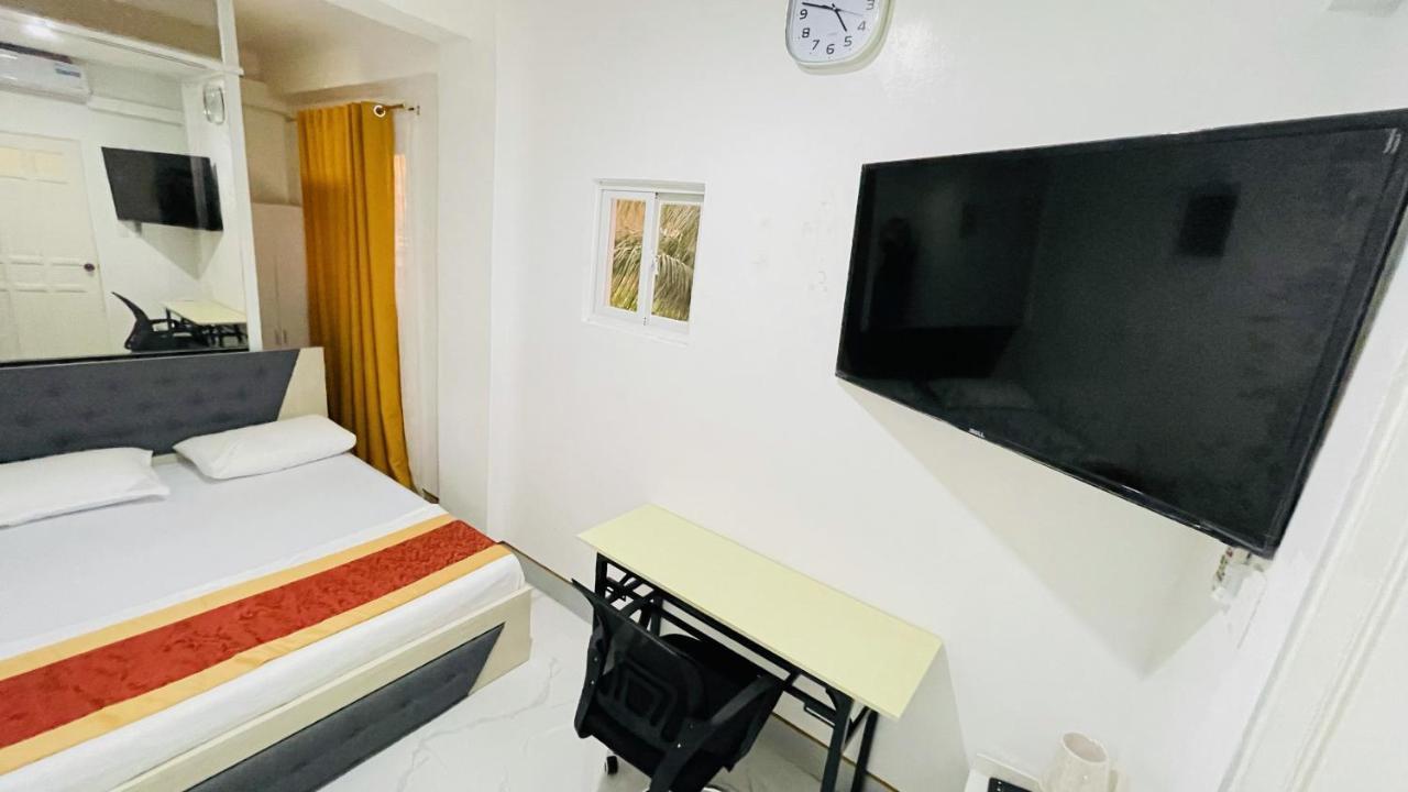 Legends Hotel & Restaurant - Lemery And Taal Экстерьер фото