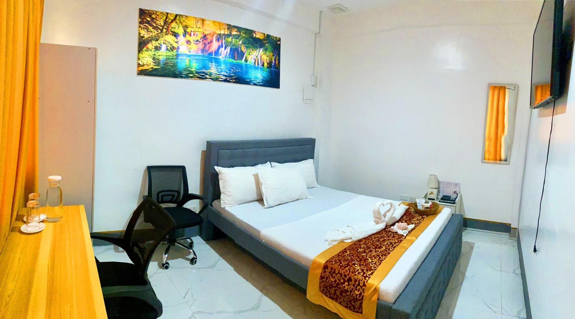 Legends Hotel & Restaurant - Lemery And Taal Экстерьер фото