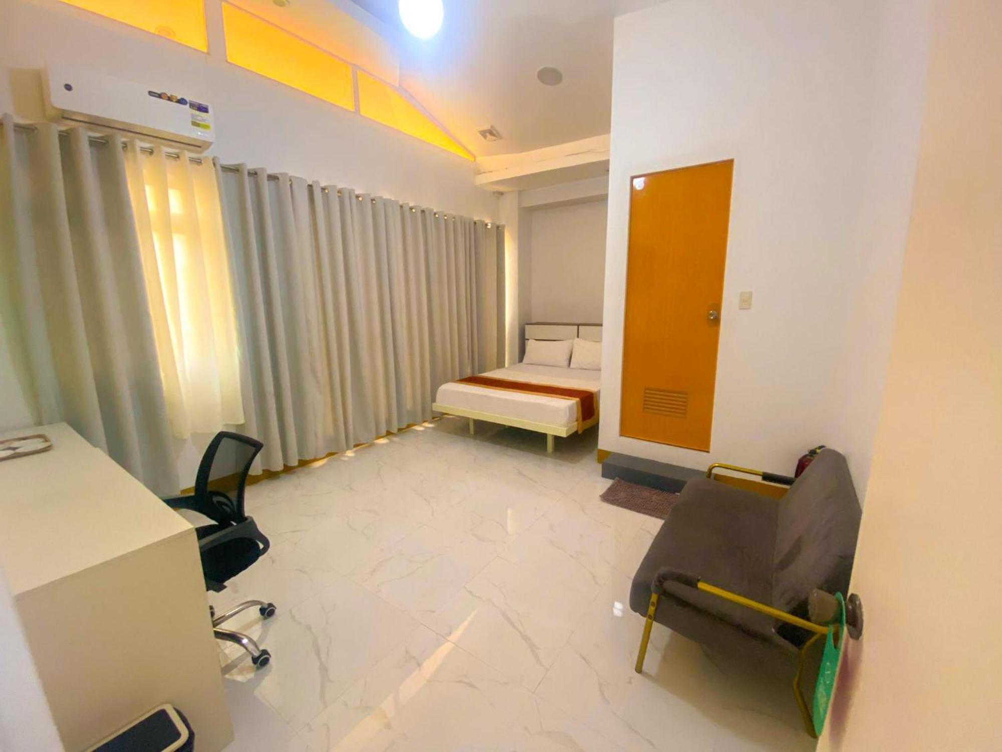 Legends Hotel & Restaurant - Lemery And Taal Экстерьер фото